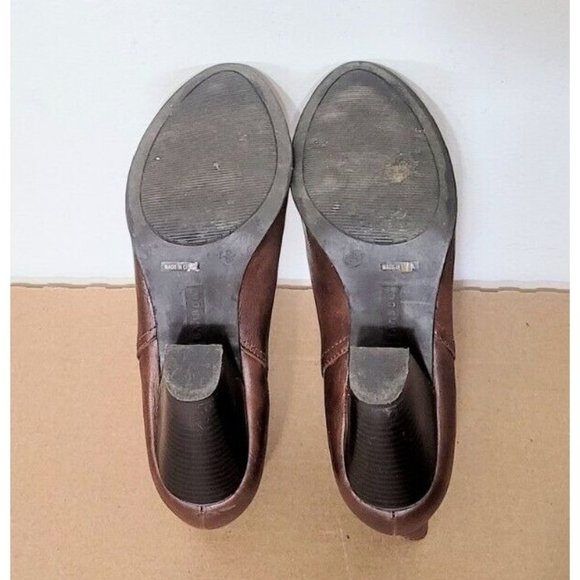 Bamboo Brown Vegan Leather Ankle Booties Womens Size 9 Chunky Heel Shoe - Picture 5 of 11